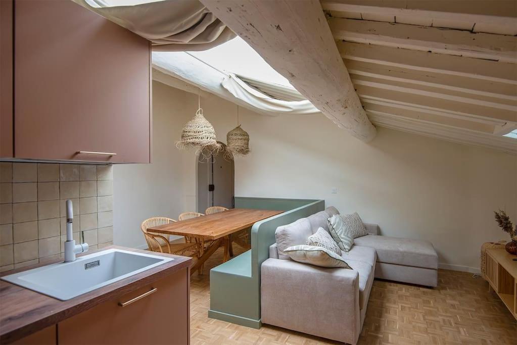 Cozy Love Nest Near The Old Port Marselha Quarto foto